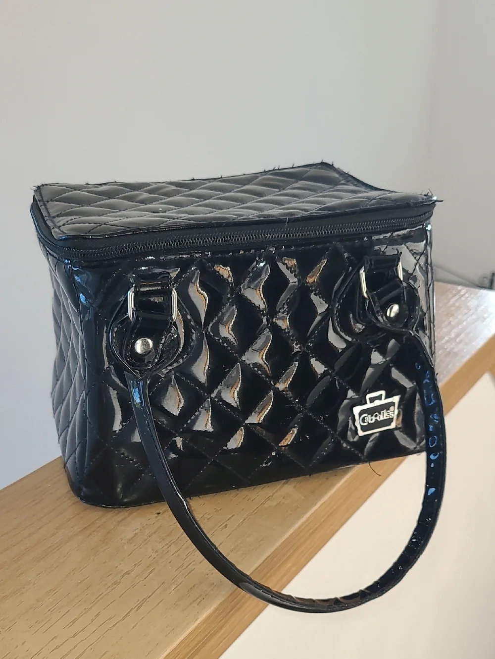 Caboodles Black Quilted Patent Cosmetic Carry Case